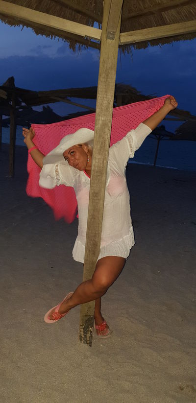 Alberta Zachary - Escort Girl from Aurora Illinois