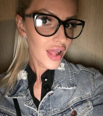 Ami Pinky - Escort Girl from Coral Springs Florida