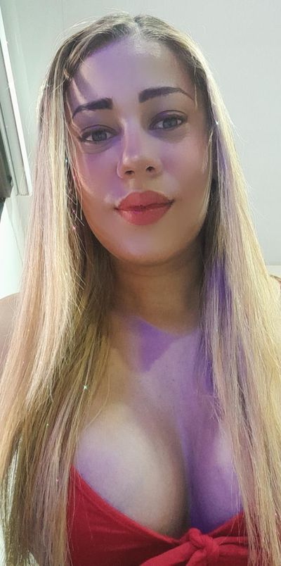 Isabel Schwartz - Escort Girl from St. Louis Missouri