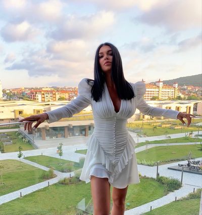 Ruby Hilton - Escort Girl from Ann Arbor Michigan