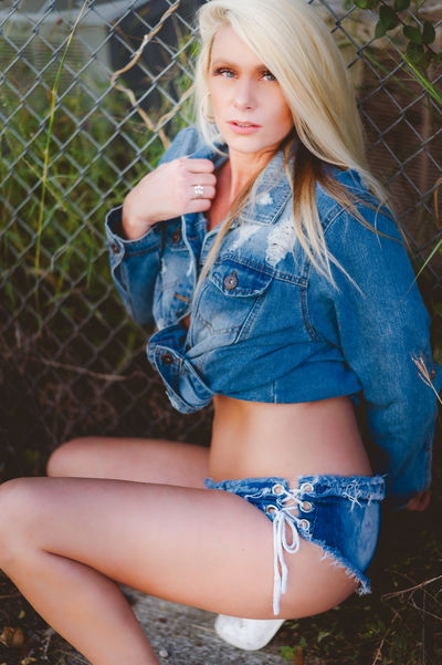 Lori Clemons - Escort Girl from Lubbock Texas