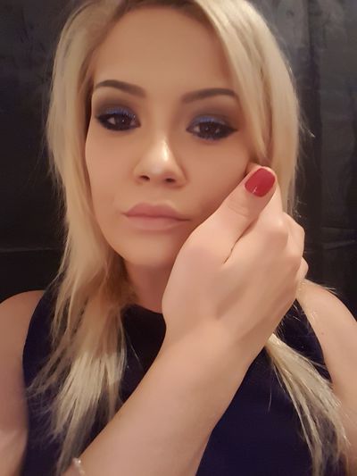 Cindy Browning - Escort Girl from Orange California