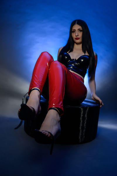 Lisa Ramos - Escort Girl from Akron Ohio