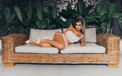 Tonette Young - Escort Girl from Manchester New Hampshire
