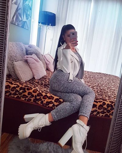 Blonde Escort in Toledo Ohio