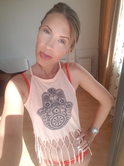 Twyla Deckard - Escort Girl from Davie Florida