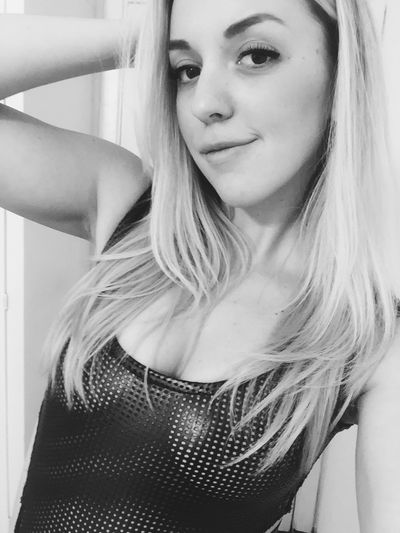 Georgeann Larsen - Escort Girl from Wilmington North Carolina