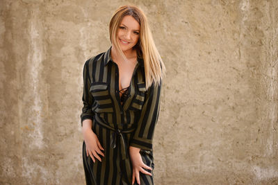 Tinna Hennessy - Escort Girl from Roseville California