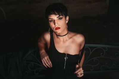 Vivi Hutton - Escort Girl from Lancaster California