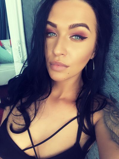 Zelah Blue - Escort Girl from Hialeah Florida