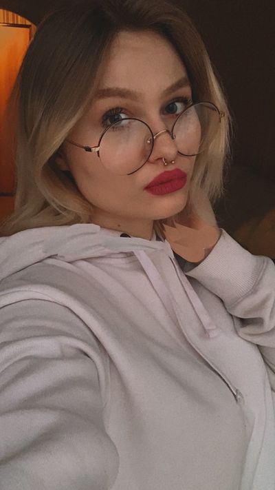 Maddie Zeit - Escort Girl from Antioch California