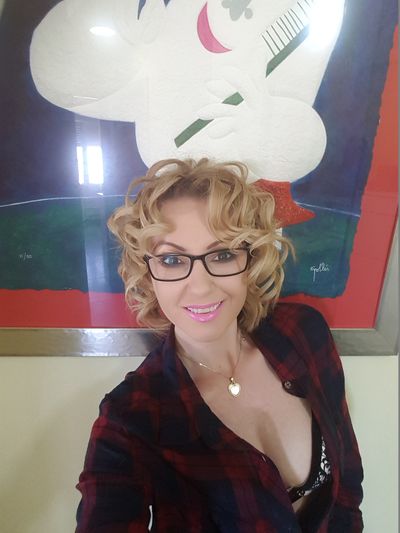 Adriane Noble - Escort Girl from Escondido California