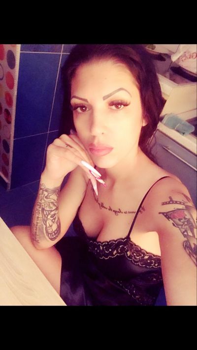 Aliah Queen - Escort Girl from Daly City California