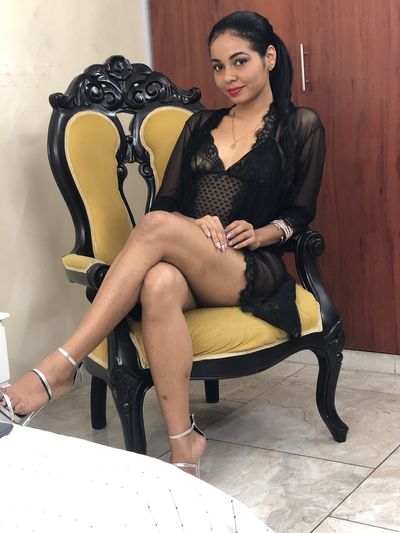 Alyne Lin