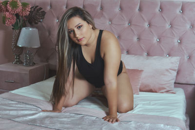 Amaia Simons