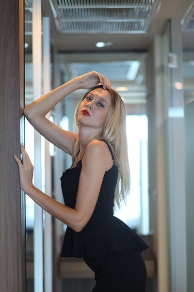 Mikaela Jensen - Escort Girl from Minneapolis Minnesota