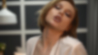 Brunette Escort in Virginia Beach Virginia