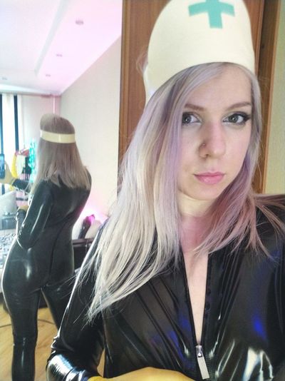 Brunette Escort in Huntington Beach California