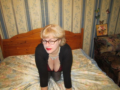 Blond Fox Fisher - Escort Girl from Moreno Valley California