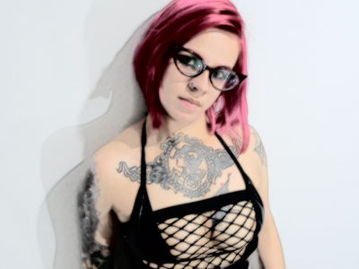 Camila Red