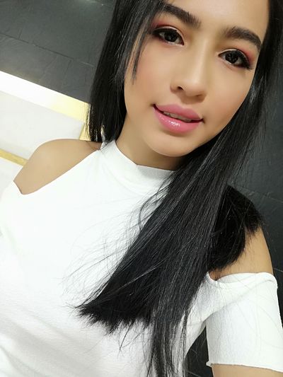 Eliza Monroe - Escort Girl from Knoxville Tennessee