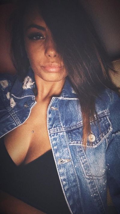 Carolyn Hazel - Escort Girl from Murfreesboro Tennessee