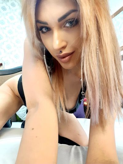Celine Lora - Escort Girl from El Monte California
