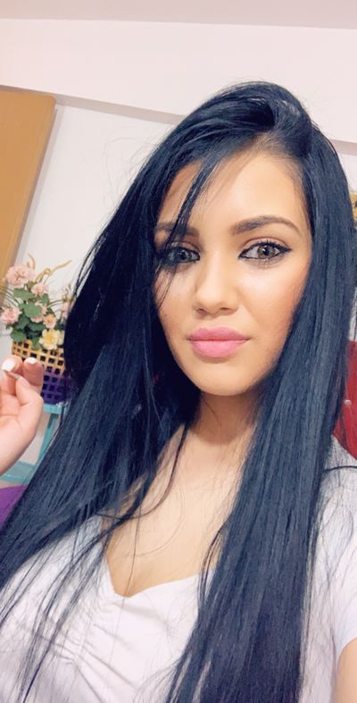 Charm Brunete
