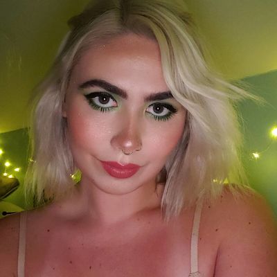 Chloe Leona - Escort Girl from Sterling Heights Michigan