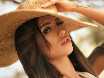 Cynthia Hartley - Escort Girl from Anchorage Alaska