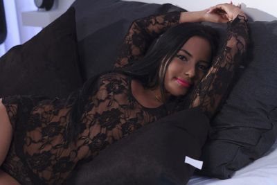 Dahian King - Escort Girl from Murfreesboro Tennessee