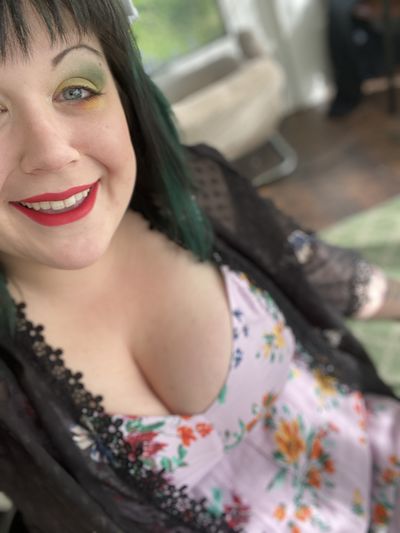 Dakota Francis - Escort Girl from Topeka Kansas