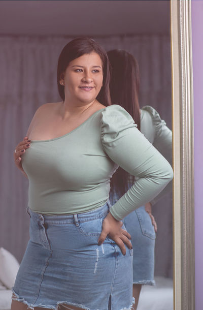 Danna Bloom
