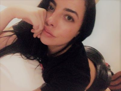 Denise Harper - Escort Girl from Davenport Iowa