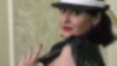 Iris Ward - Escort Girl from Hayward California
