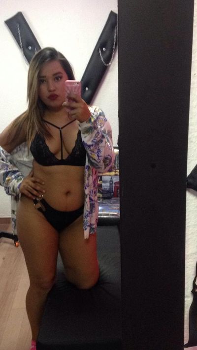 April Knox - Escort Girl from Saint Paul Minnesota