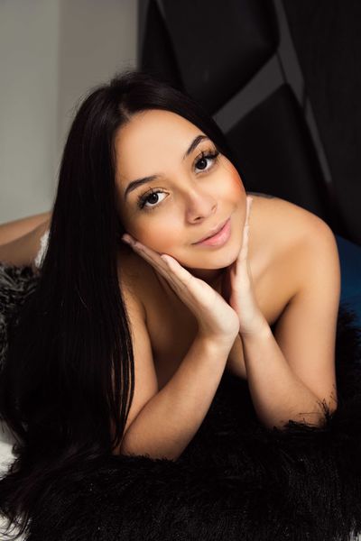 Elena Burnet