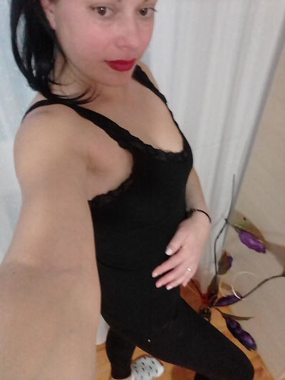 Elena Energizing - Escort Girl from Little Rock Arkansas