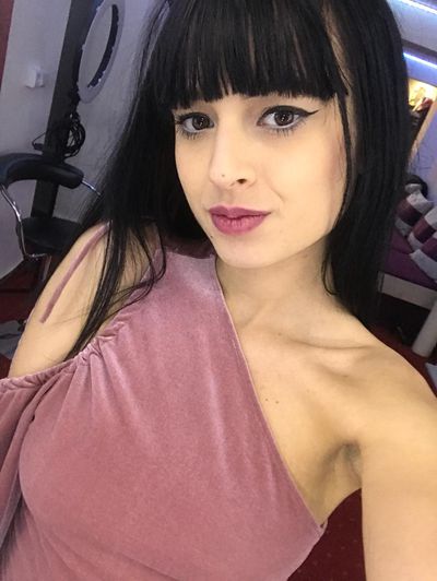 Elisa Jones - Escort Girl from Providence Rhode Island