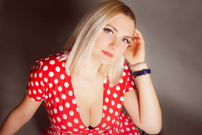 Elise Blonde