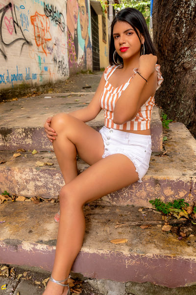 Elisha Triana - Escort Girl from Los Angeles California