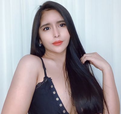 Elsa Maria - Escort Girl from Huntington Beach California