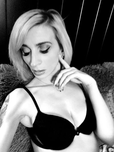 Dora Ceniceros - Escort Girl from Cincinnati Ohio