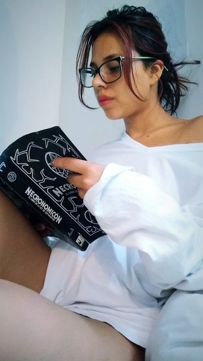 Ema Collin - Escort Girl from Chicago Illinois