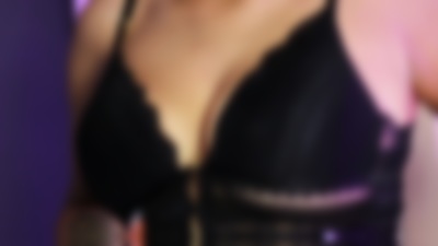 Emily Blair - Escort Girl from Visalia California