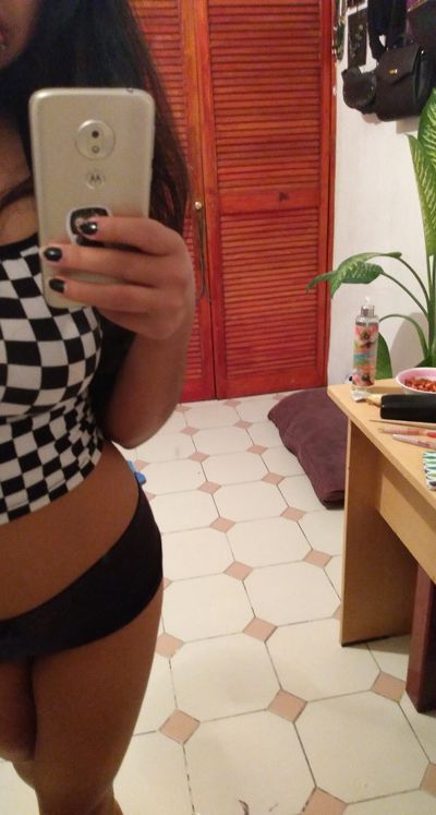 Estrella Lopez - Escort Girl from Carmel Indiana