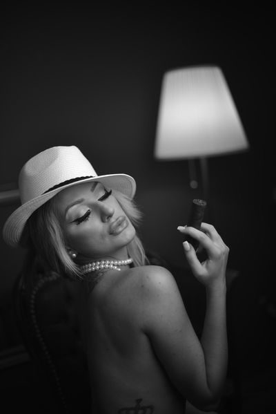 For Couples Escort in Huntsville Alabama