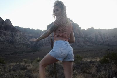 Fiona Snowin - Escort Girl from Oceanside California