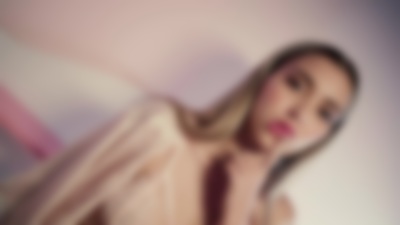 Gretchen Hortis - Escort Girl from Rockford Illinois
