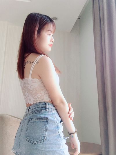 Ha Ly - Escort Girl from Manchester New Hampshire